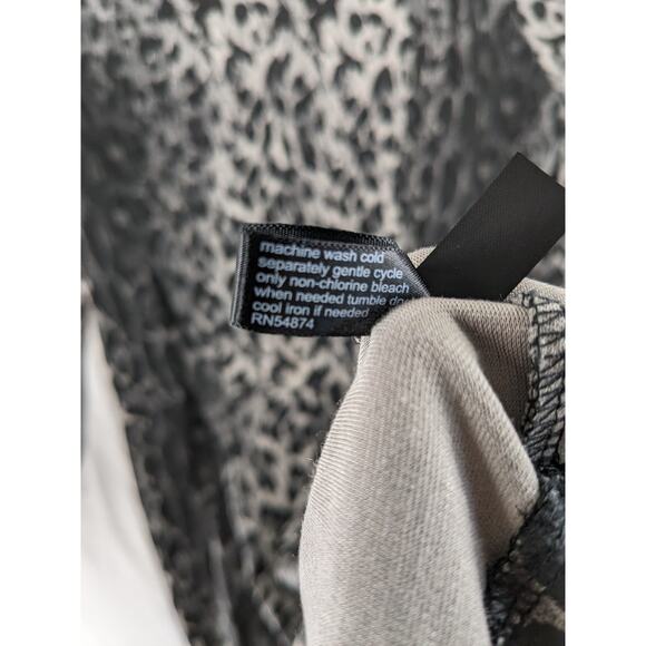 The Limited Animal Print Bodycon Dress 8 Black Fitter Mini Front Slit 3/4 Sleeve - Picture 7 of 12